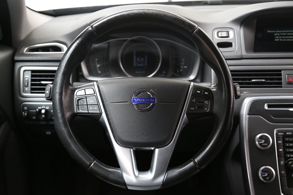 Volvo XC70 D4 181hk Classic Summum Aut Skinn Värmare Dragkrok 2016
