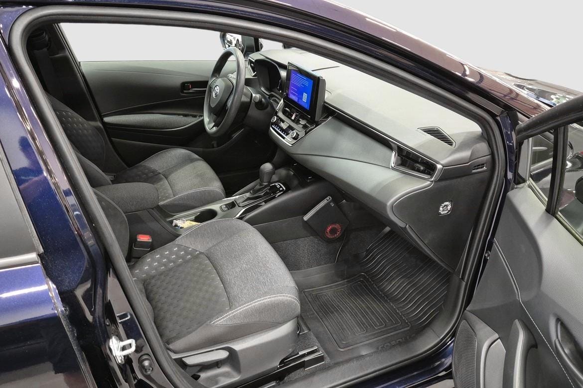 Toyota Corolla 2023, bild 7/10