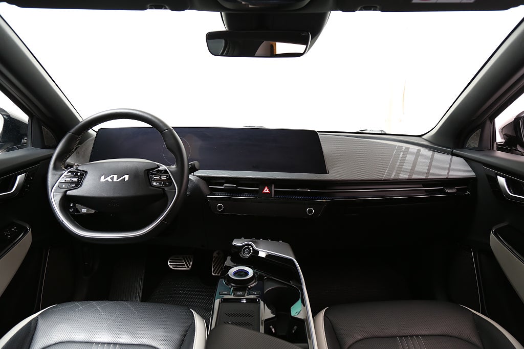 Kia EV6 77.4 kWh AWD GT-Line 325hk 20" Sollucka Nybilsgaranti 2023