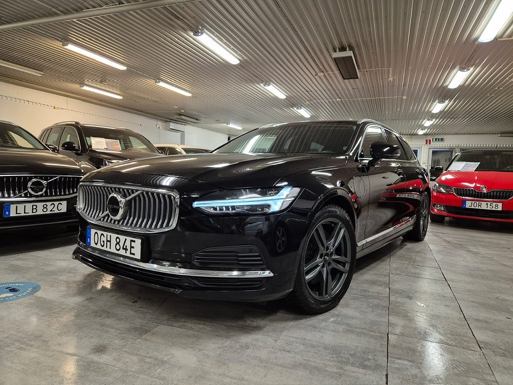 Volvo V90 Recharge T6 AWD Drag Navi Dödavinkel Harman kardon