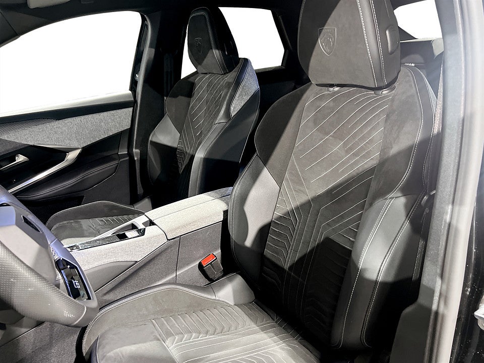 Bild på Peugeot 3008 GT Hybrid 145hk Aut B-KAMERA CARPLAY