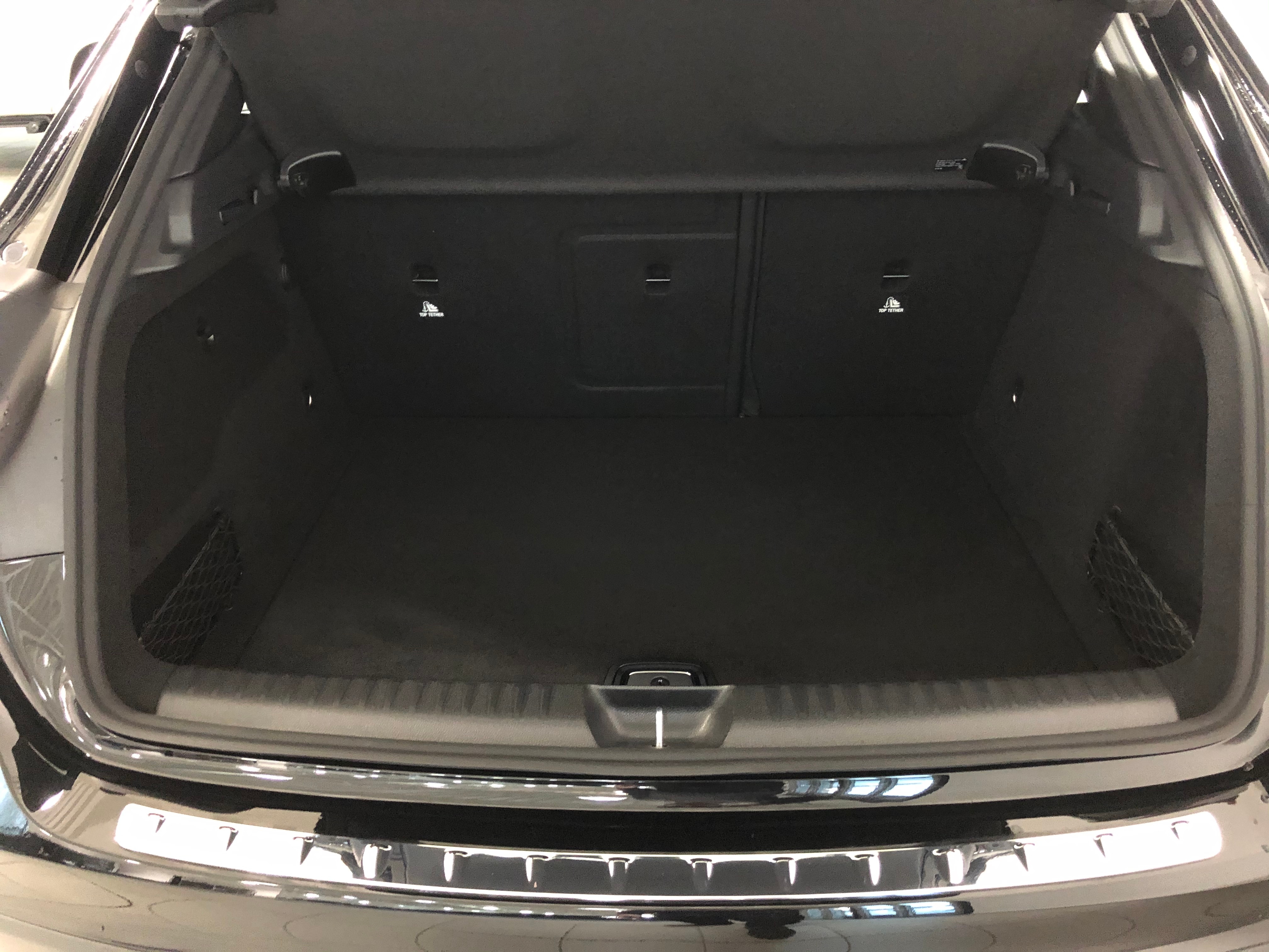 Mercedes-Benz GLA 180 Aut Nav Backkamera 2020, bild 4/31