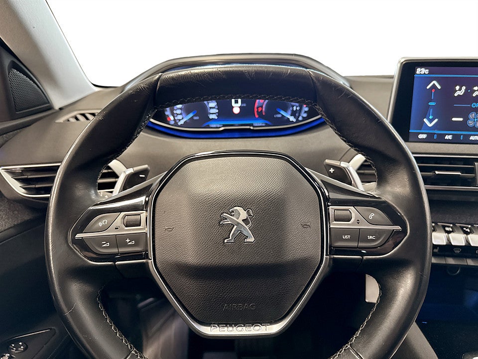 Bild på Peugeot 3008 Allure 1.2 PT 130hk Aut P-SENSORER