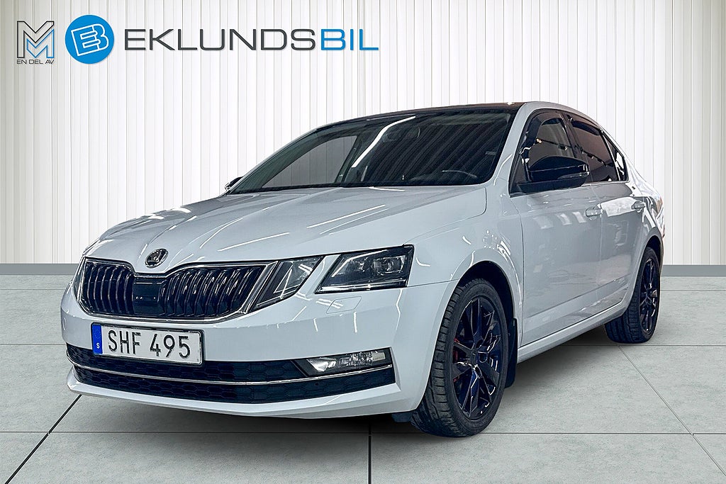 Skoda Octavia 1.4 TSI Style T-lucka Apple carplay PDC Navi Värmare 