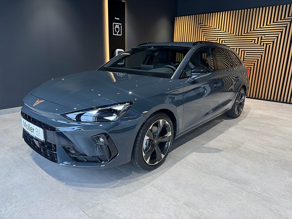 Cupra Leon Sportstourer 1.5 E-HYBRID 204 DSG