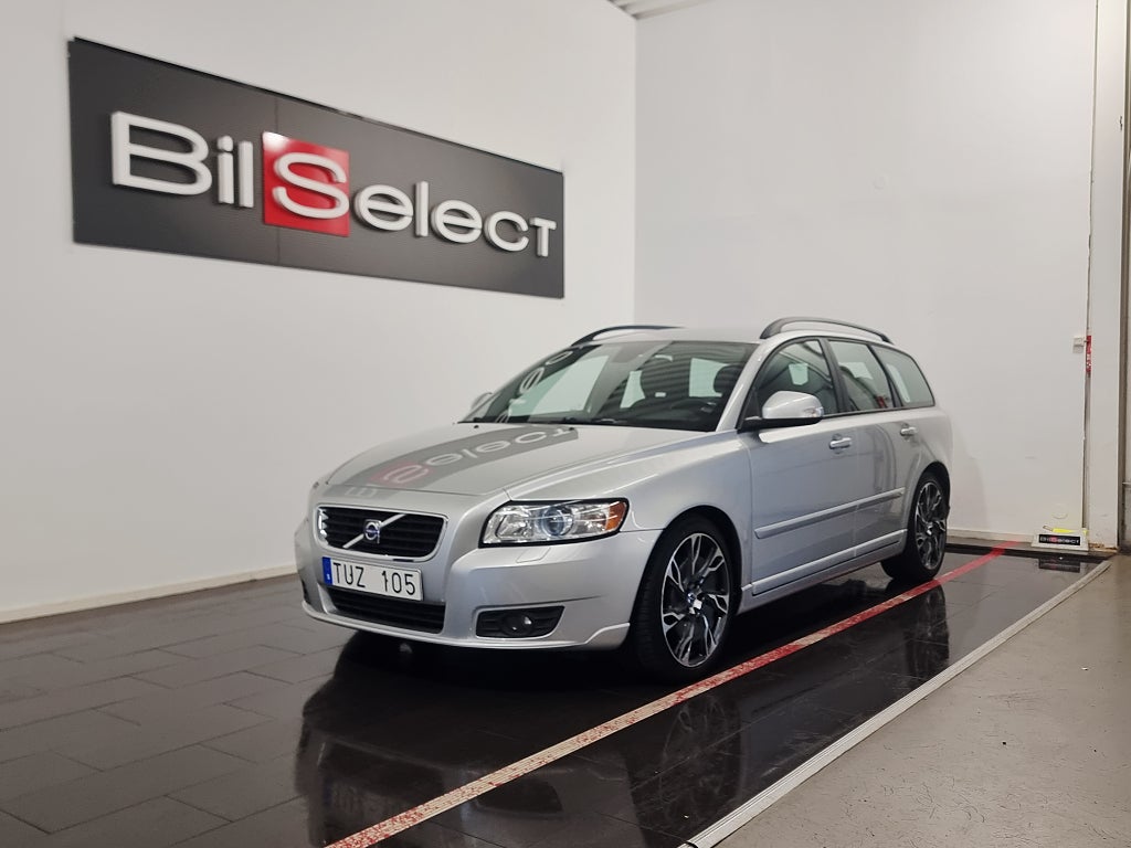 Volvo V50 1.6 D Momentum Dragkrok Ny kamrem Ny Besiktad 2 Ägare 