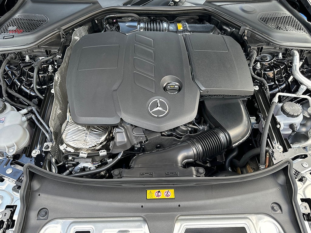Mercedes-Benz E 220 D 4MATIC AMG HYPER-SCREEN PANORAMA Nypris 865.400kr 2024, bild 19