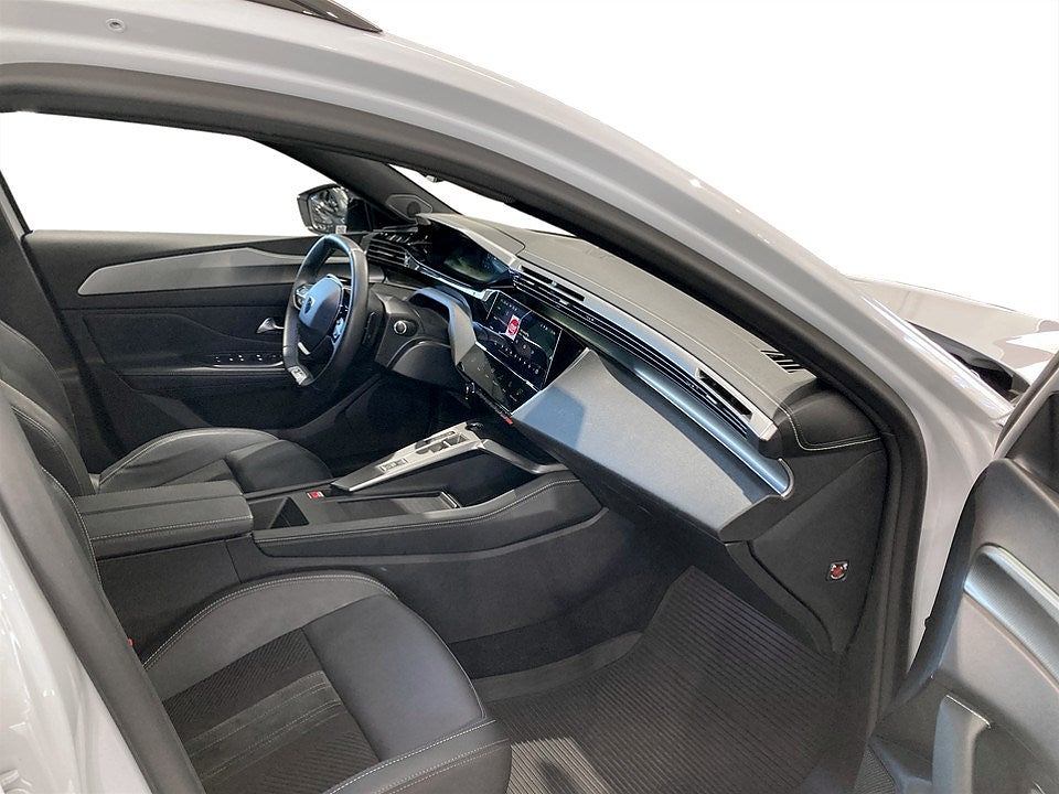 Bild på Peugeot 308 SW GT 1.2 PT 130hk Aut - 360-KAMERA, ELSTOL