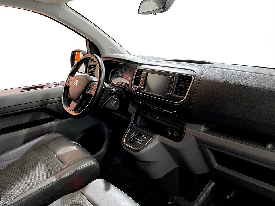 Bild på Citroën e-Jumpy Business 75kWh 136hk Aut - BACKKAMERA