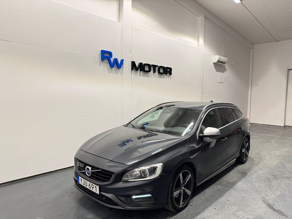 Volvo V60 D4 190hk R-Design VOC B-kamera D-värm Navi Keyless