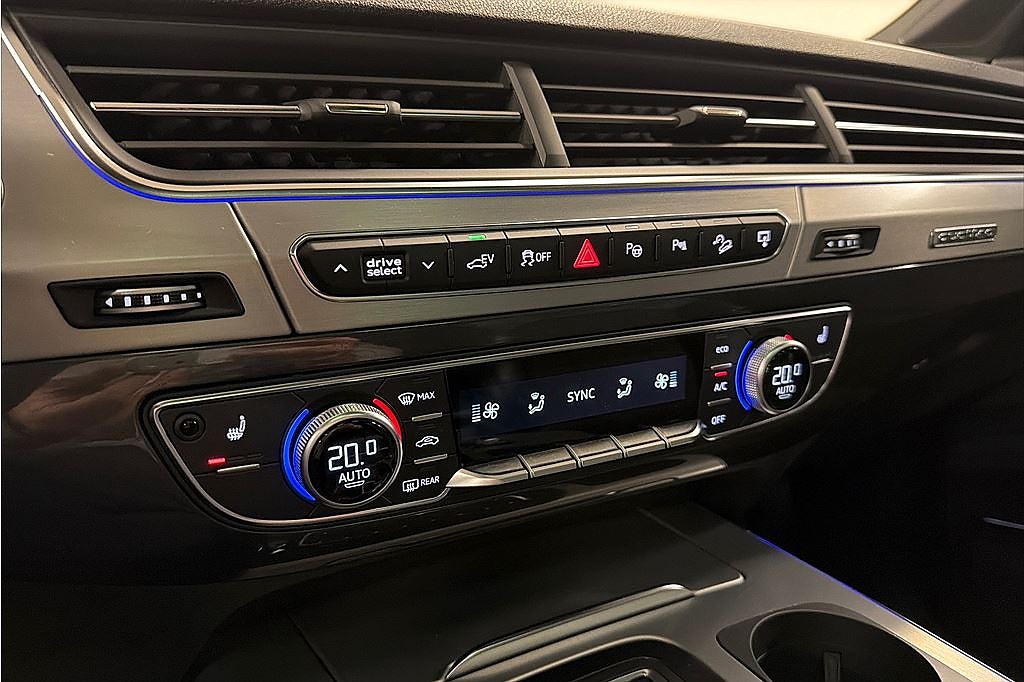 Audi Q7 e-Tron TDI q, 373hk, S-line, 360, drag, pano, 4,99% RÄNTA