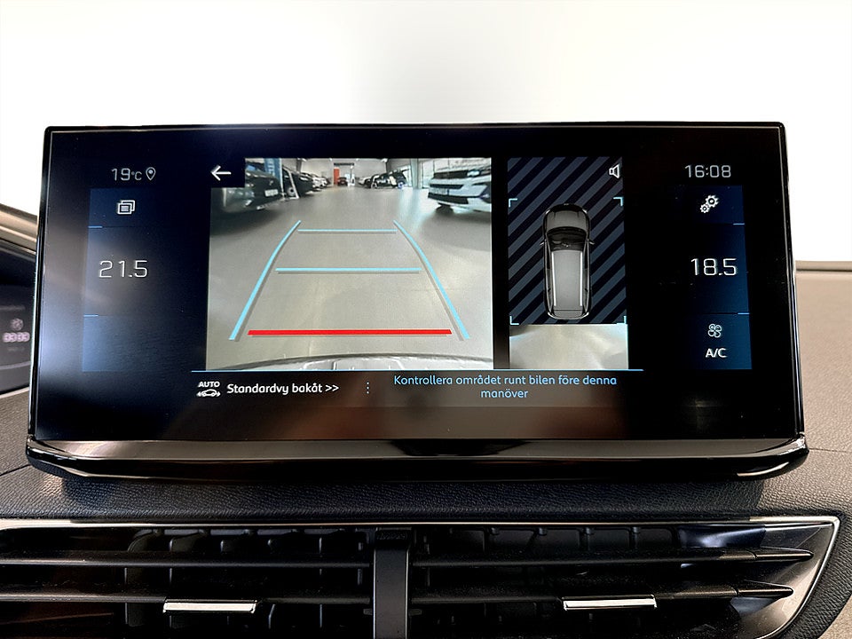 Bild på Peugeot 5008 GT 1.2 PT 130hk Aut 7-SITS B-KAMERA CARPLAY