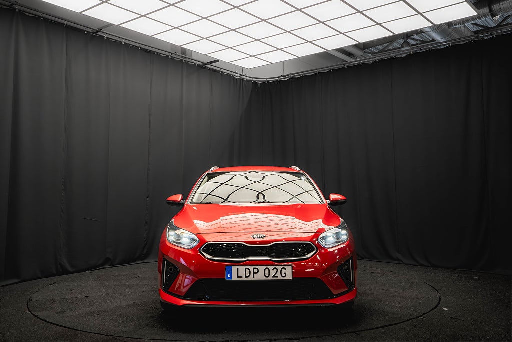 Kia Ceed SW Plug-in KAMERA ADAPTIV-FART RATTVÄRME MOMS