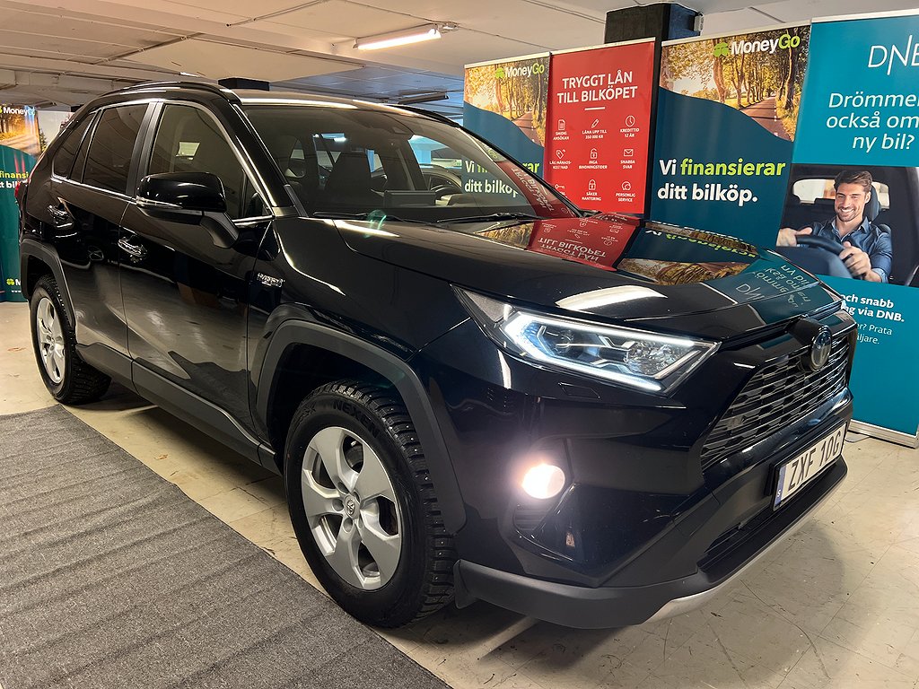 Toyota RAV4 (178hk) Hybrid AWD*Bensin&EL*1700kr/mån*