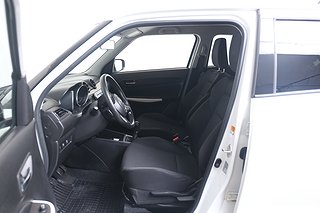 Halvkombi Suzuki Swift 8 av 16