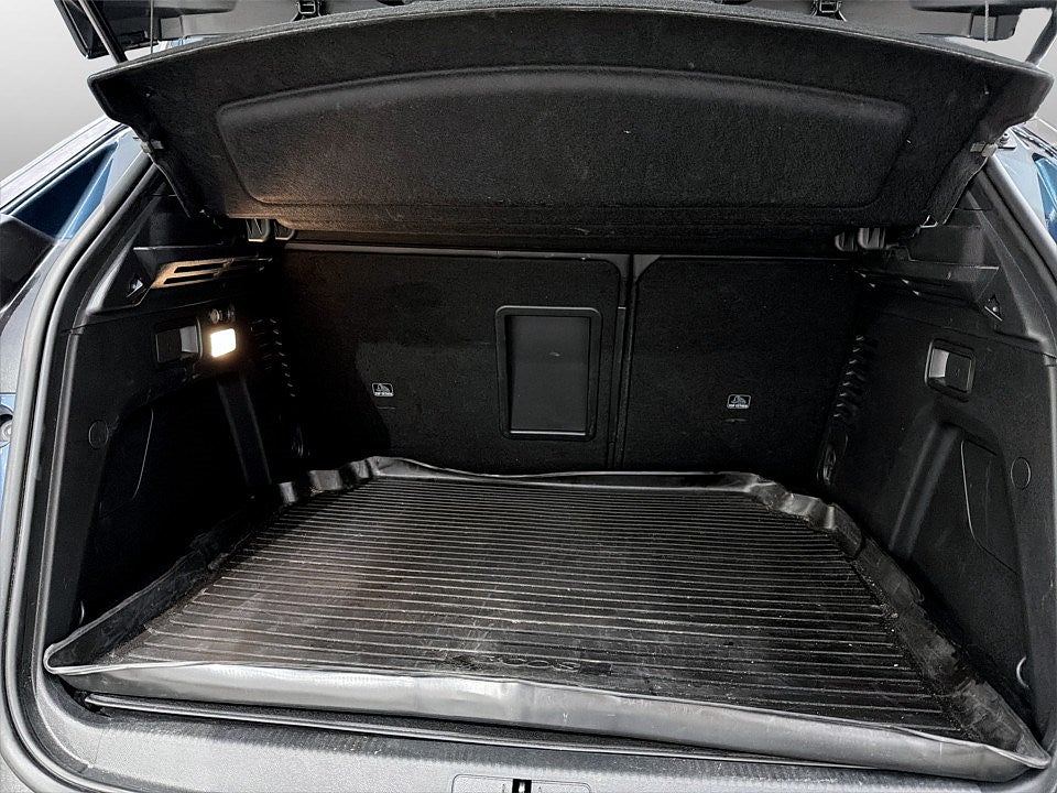 Bild på Peugeot 3008 Active Hybrid 225hk Aut - B-KAMERA, VÄRMARE