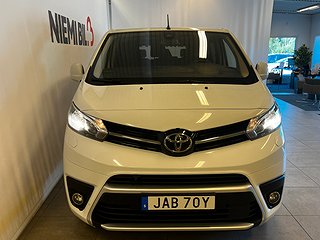 Toyota Proace Verso 2.0 Automat 9sits/MOMS/SoV-Däck/MoK-Värm