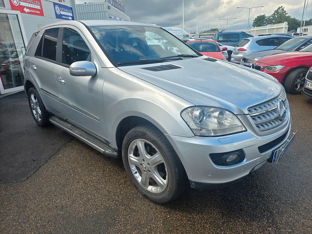 Mercedes-Benz ML 320 CDI 4MATIC 7G-Tronic Sport 1 Års Garanti 0% Ränta 36 Mån