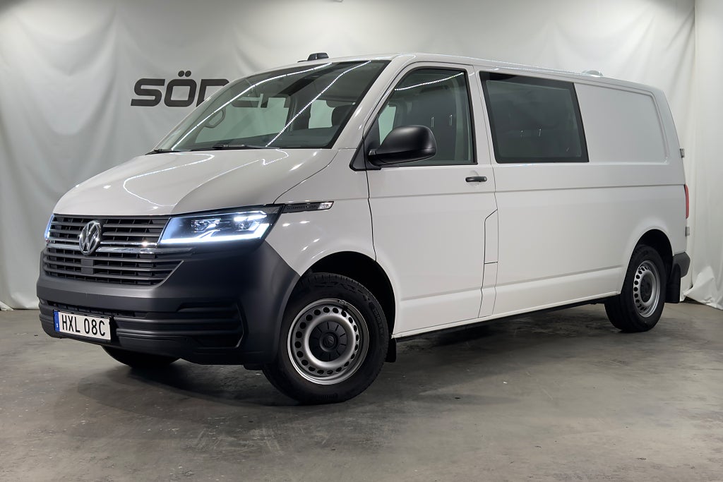 Volkswagen Transporter Kombi T32 2.0 TDI 4M 5-SITS DRAG VÄRMARE MOMSBIL