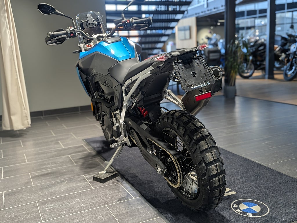 BMW F900GS