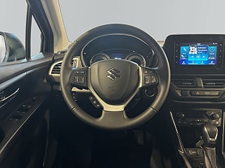 Suzuki S-Cross Hybrid AWD Värmare Farthållare 360-kamera SoV