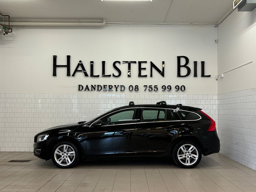 Volvo V60 D5 Plug-in Hybrid AWD Classic Momentum Aut Drag Svensksåld