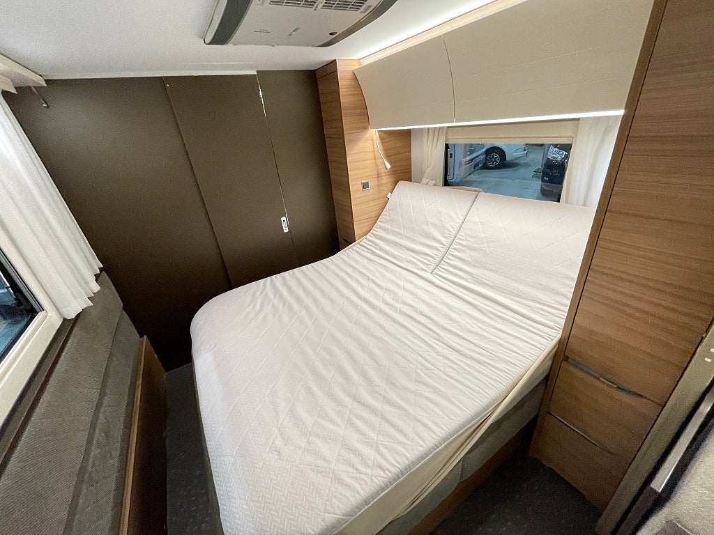 Adria Alpina 663 HT / AC / ALDE / Markis / Frontkök  - Adria