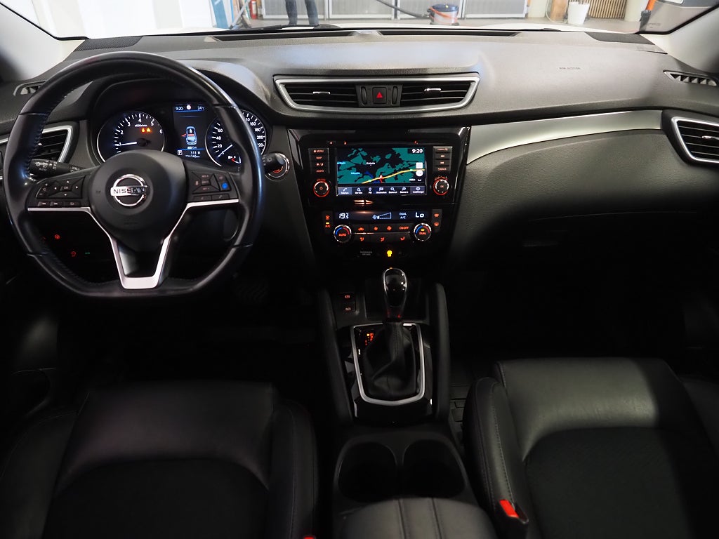 Nissan Qashqai 1.3 DIG-T DCT 160hk Tekna Drag M-Värmare 360° Navi 2020