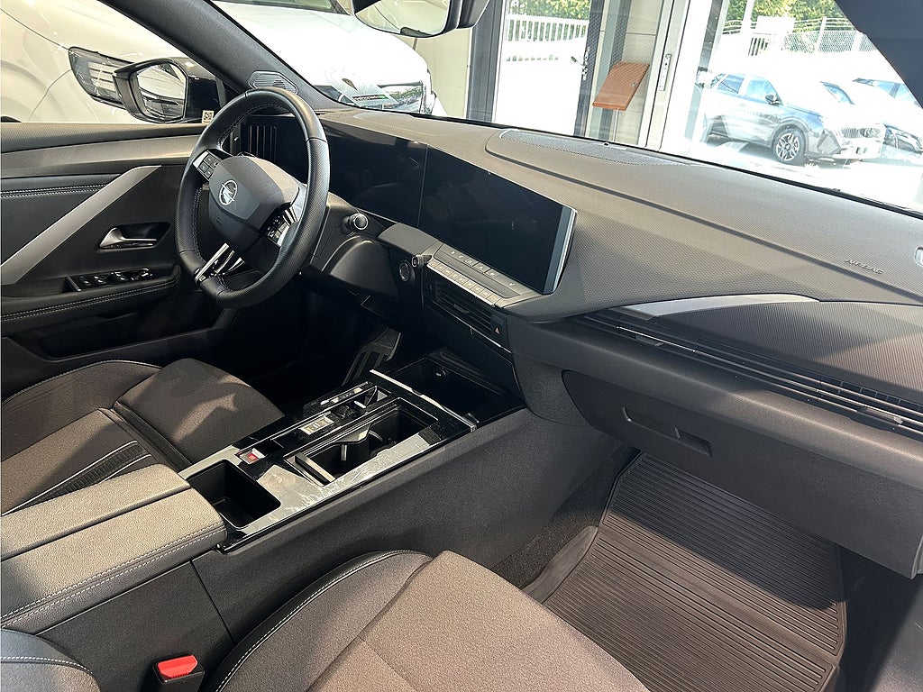 Bild på Opel Astra ST GS 1.2 PT 130hk Aut - BACKKAMERA, CARPLAY