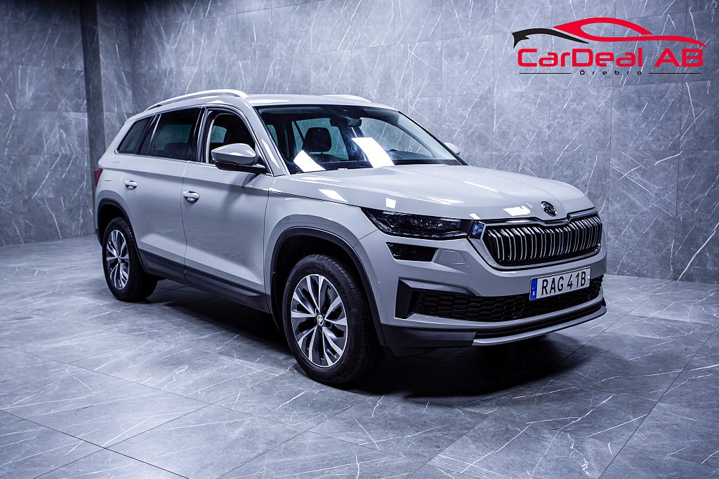 Skoda Kodiaq 2.0 TSI 4x4 Style Cockpit Skinn Värmare Kamera Drag