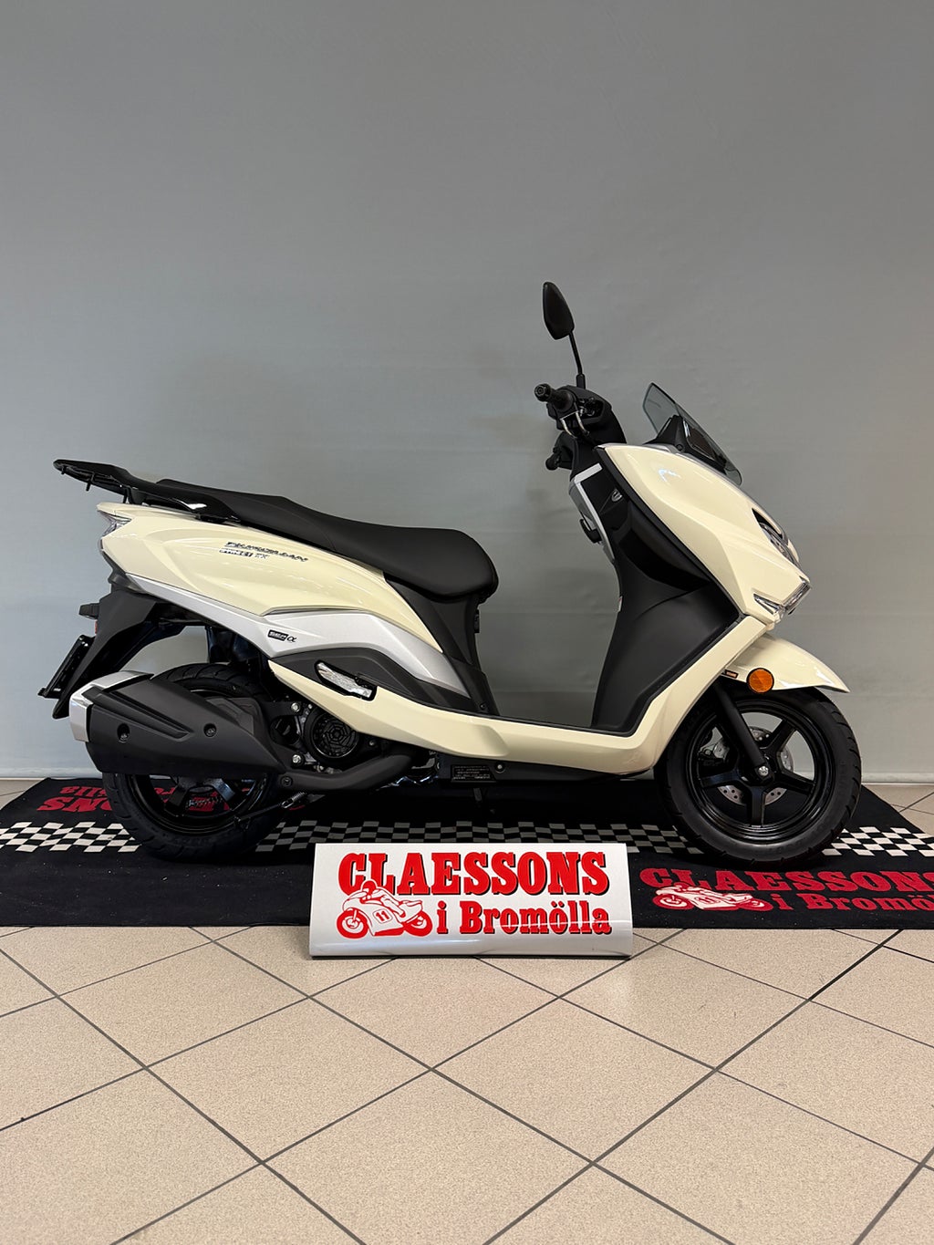 Suzuki UB 125 Burgman  