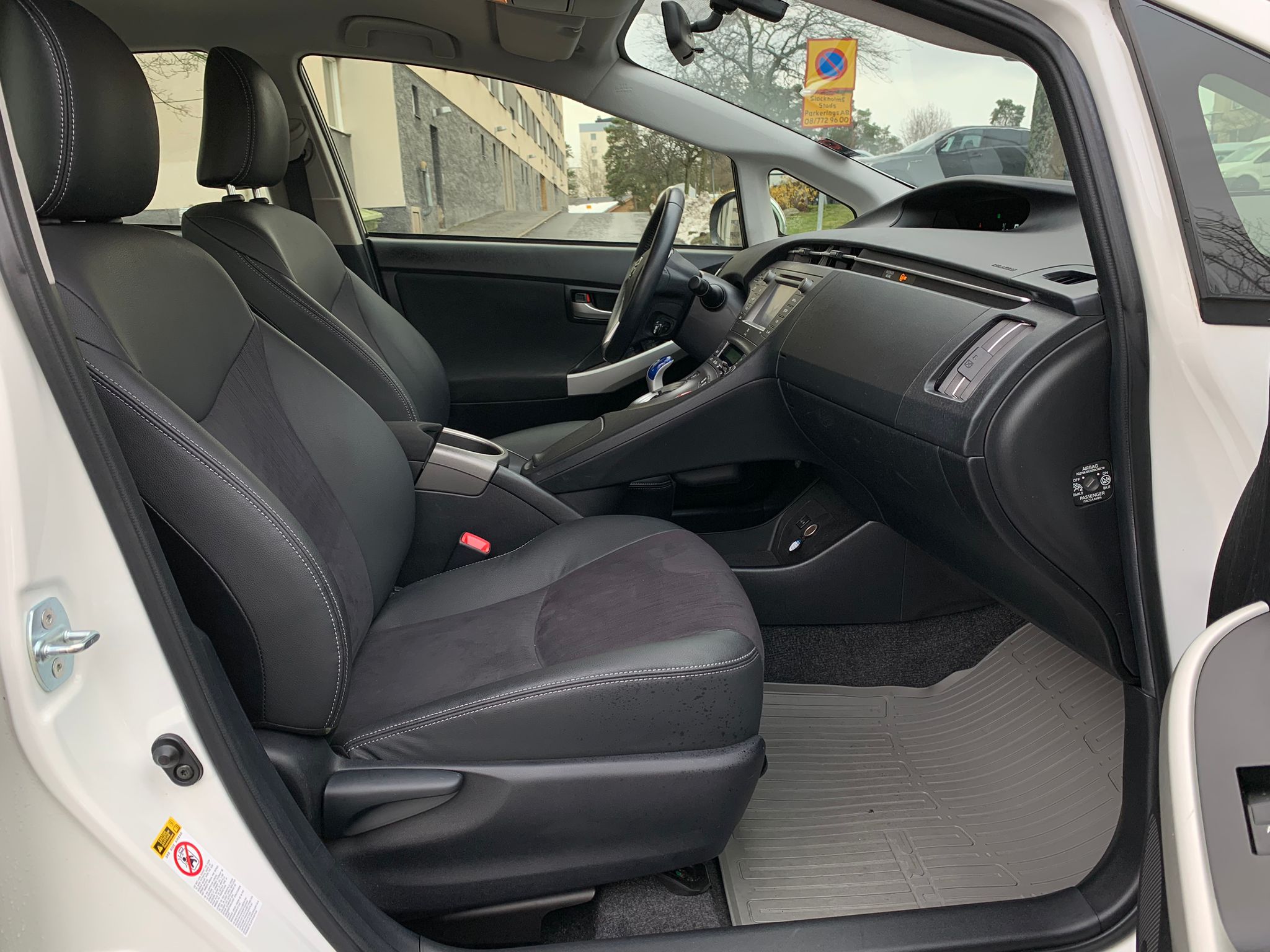 Toyota Prius Hybrid CVT EXECUTIVE 2013, bild 4/59