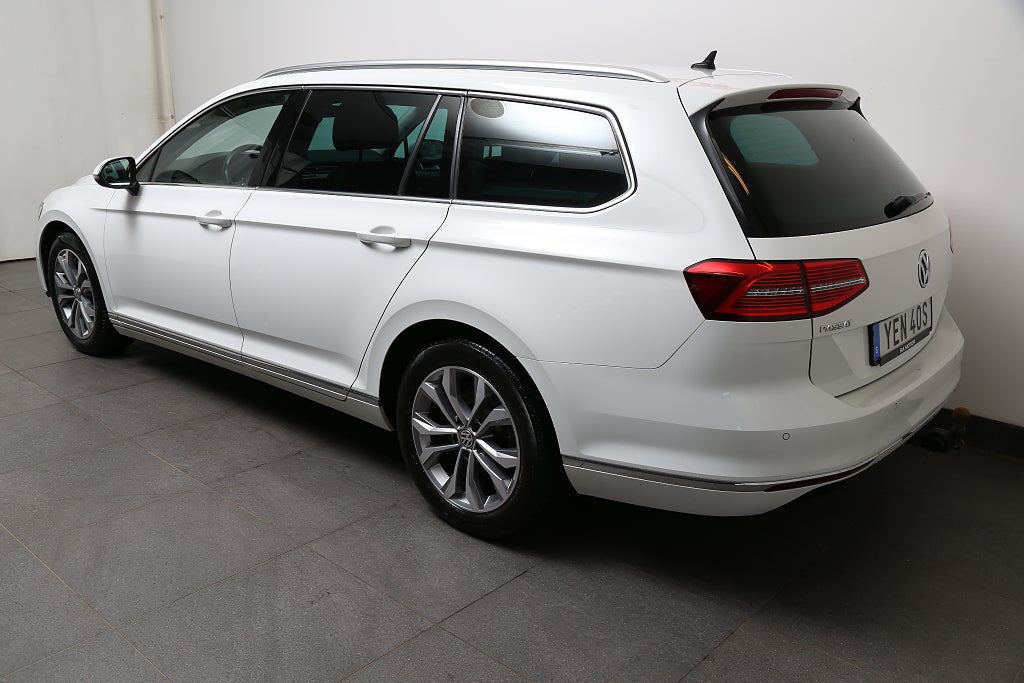 Volkswagen Passat 2,0 TDI 190hk DSG Executive Sportscombi Värmare Drag 2019