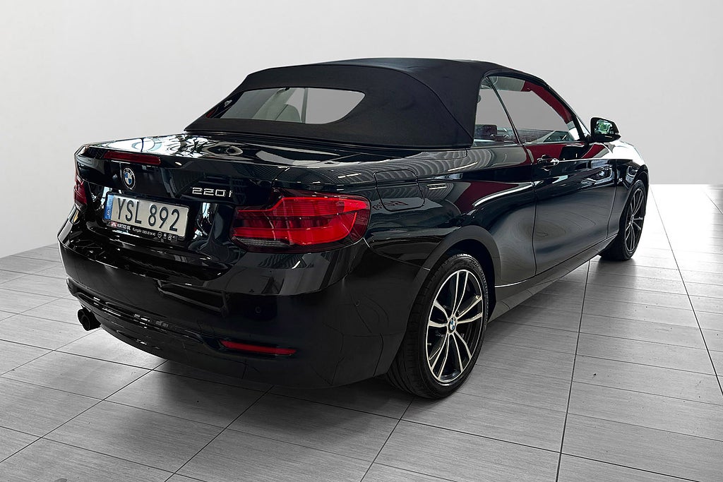 BMW 220i 2018 - miniatyr 22
