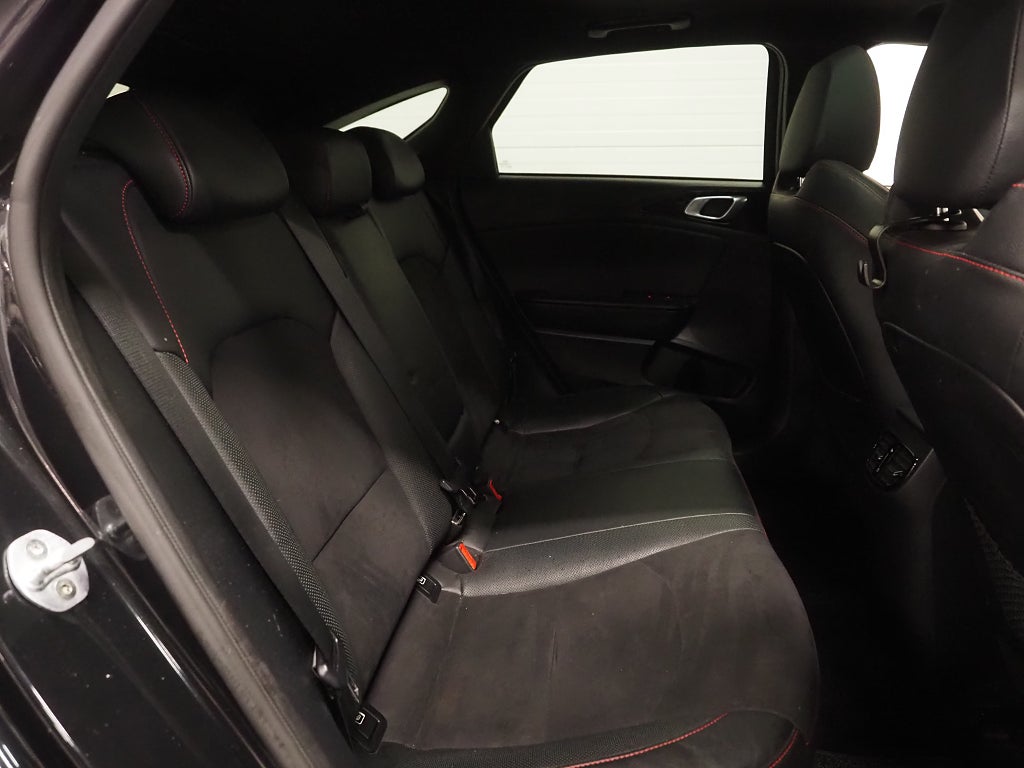 Kia ProCee'd GT 1.6 T GDI DCT 204hk Pano Navi Kamera ACC 2020