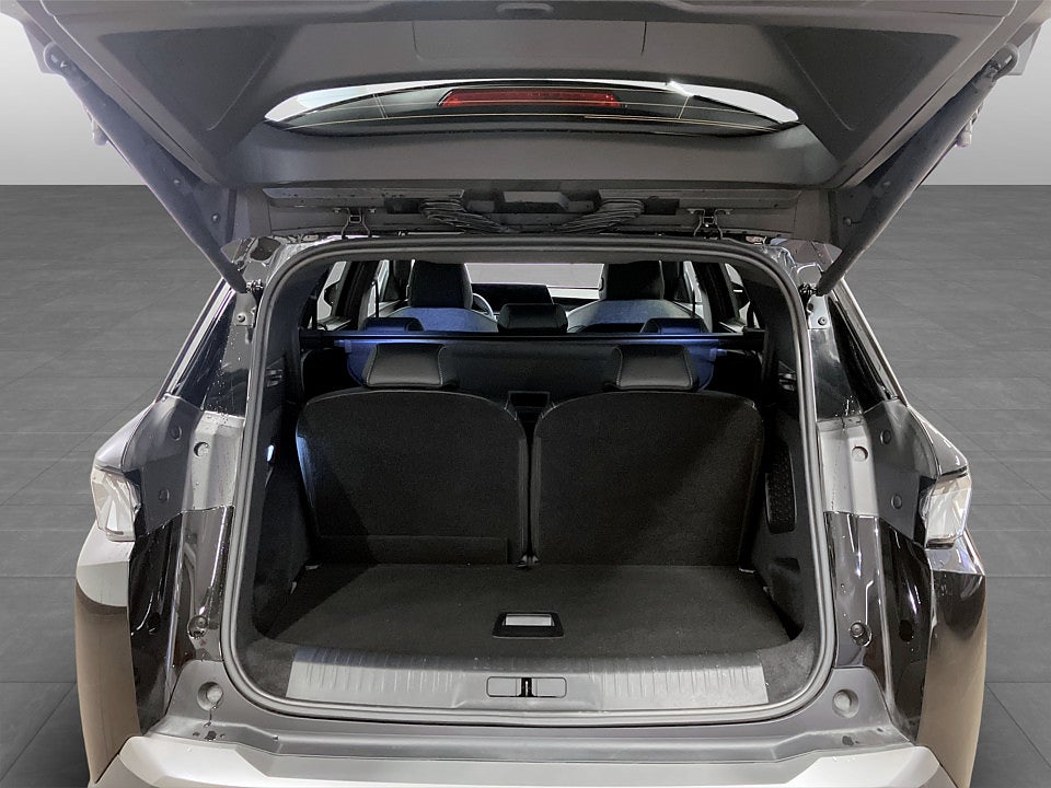 Bild på Peugeot 5008 GT Ultimate Hybrid 145hk Aut 7-SITS ELSTOL CARPLAY