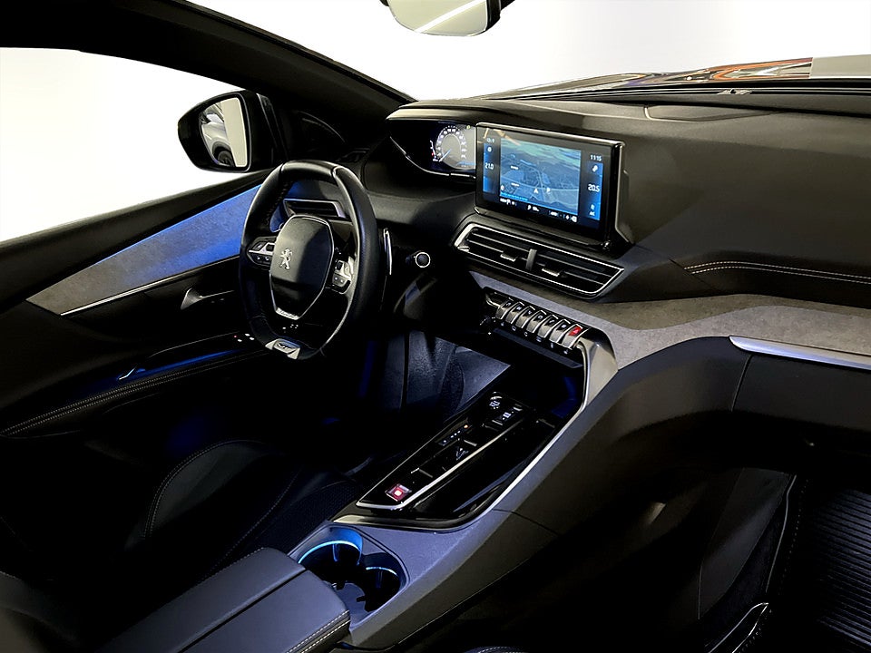 Bild på Peugeot 5008 GT 1.2 PT 130hk Aut 7-SITS B-KAMERA NAVI