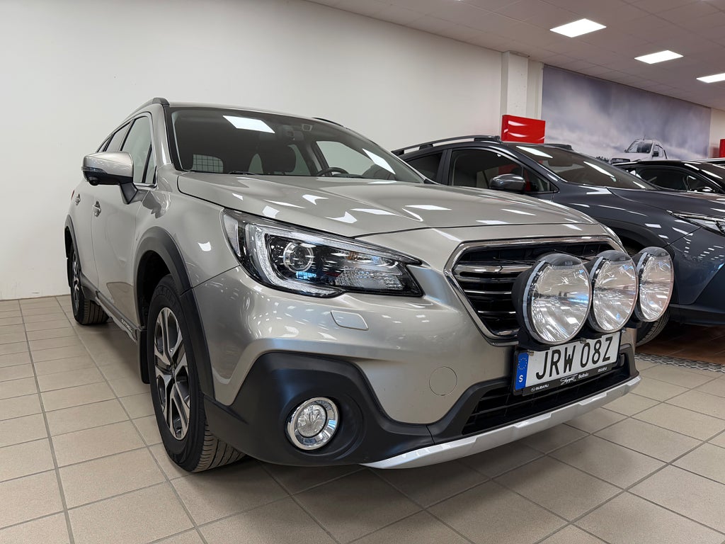 Subaru Outback 2.5 4WD Lineartronic Euro 6