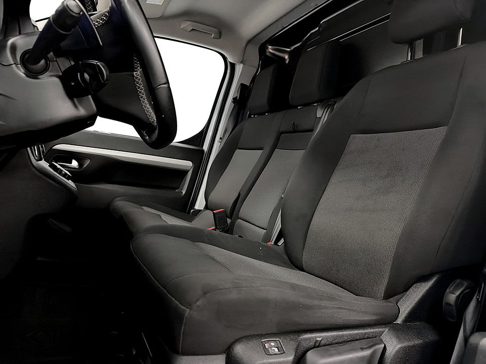 Bild på Citroën Jumpy Bus Pre 2.0 BHDi 145hk Aut L3 WEBASTO B-KAMERA