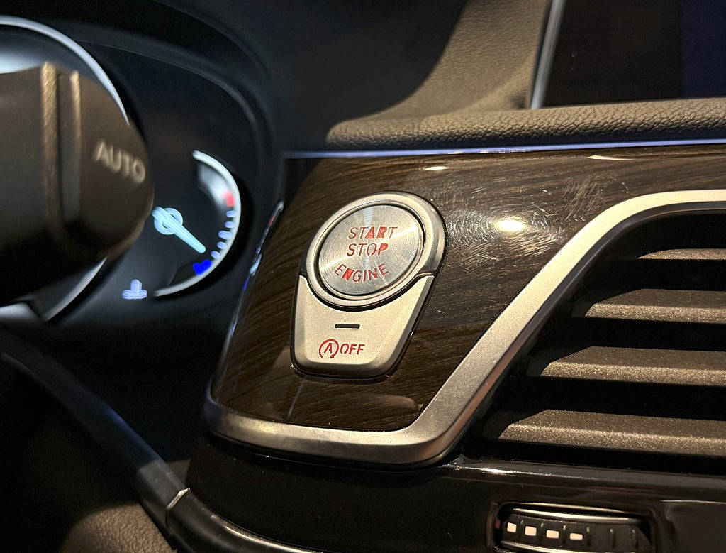 BMW 730 D xDRIVE 265HK M-SPORT TAKLUCKA H&K SOFTCLOSE HDU