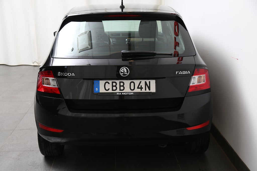 Skoda Fabia 1,0 TSI 95hk Style P-sensorer Kamera Komfortpaket 2020