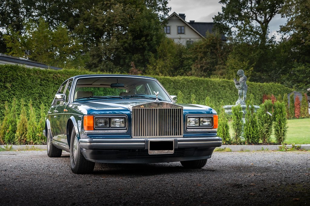 Rolls-Royce Silver Spur II 6.75 V8