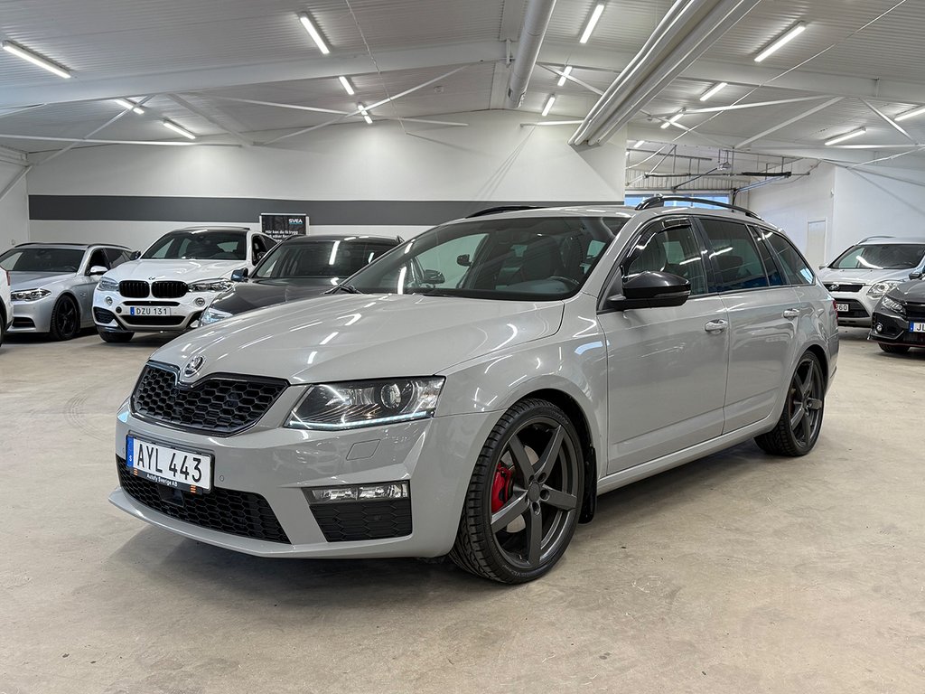 Skoda Octavia RS 4x4 2.0 TDI 4x4 PREMIUM CANTON D-VÄRM EU6