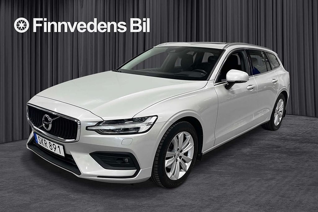 Volvo V60 D4 Mom Adv Edt *V-hjul/HuD/Navi/Pano/SE SPEC*