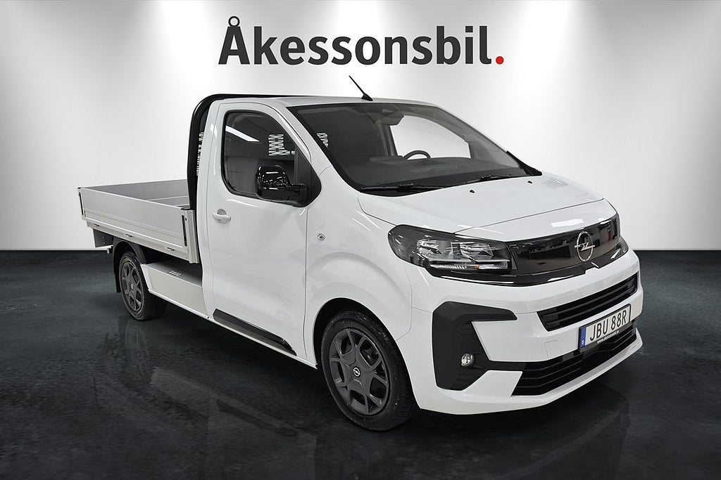 Opel Vivaro Pickup 150 MT6 2.2L