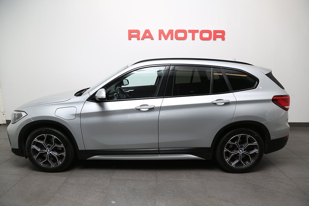 BMW X1 xDrive25e Plug-in xLine Aut Navi Kamera Drag 2021