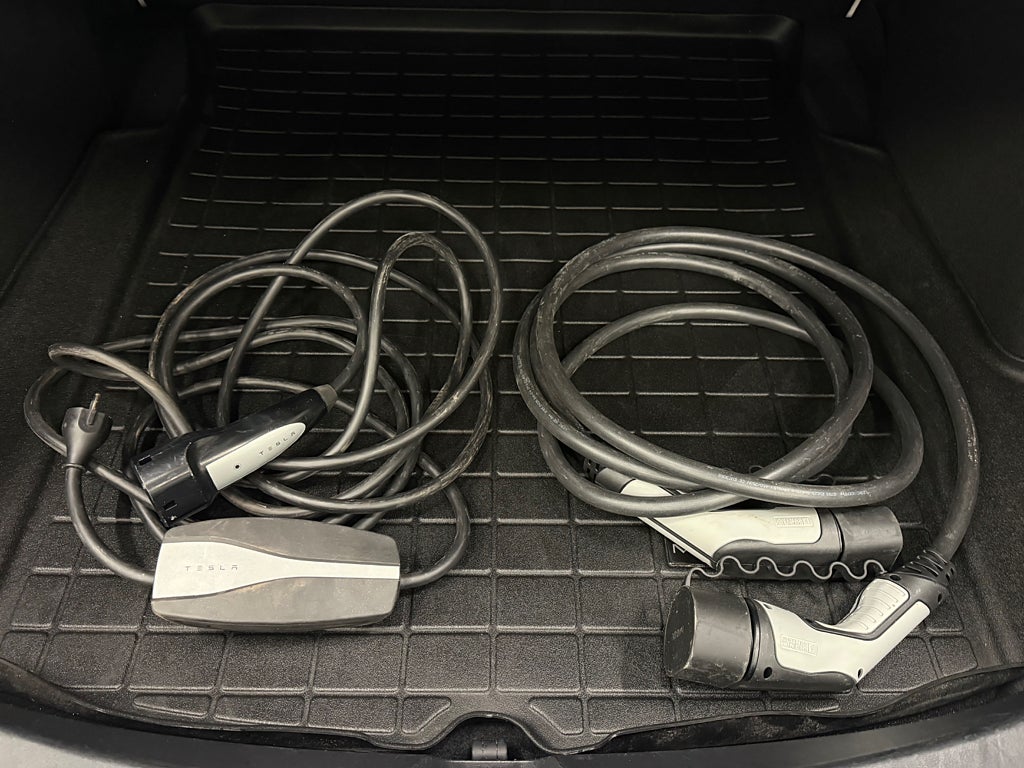 Tesla Model 3 Long Range Performance AWD Panorama 513hk 1 Ägare - miniatyr 21