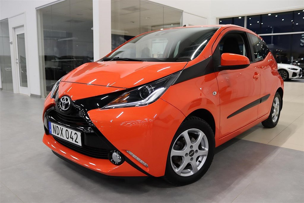 Toyota Aygo VVT-i X-Shift X-Play Automat Backkamera 2.95%ränta