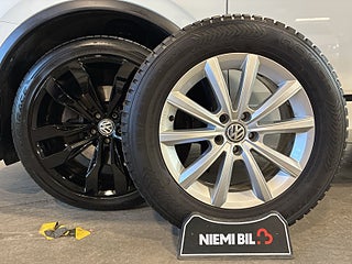 Volkswagen Tiguan 2.0 TSI OPF 4M R-Line Black Drag Värmare Kamera S&Vhjul – bild 18
