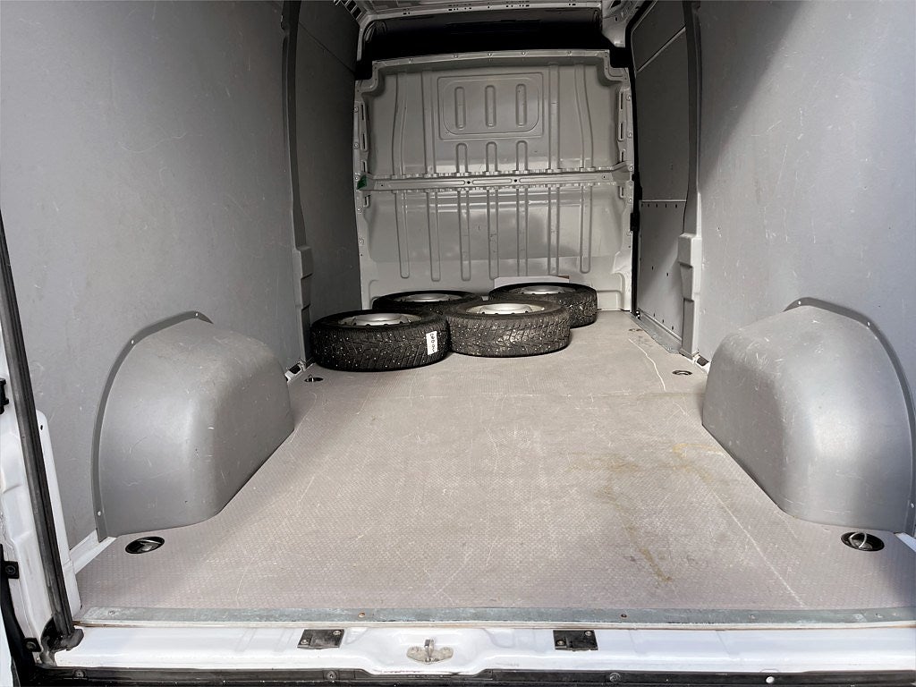 Bild på Peugeot Boxer Van 335 PRO+ 2.2 BHDi 140hk Aut L3H2 - B-KAMERA, DRAG